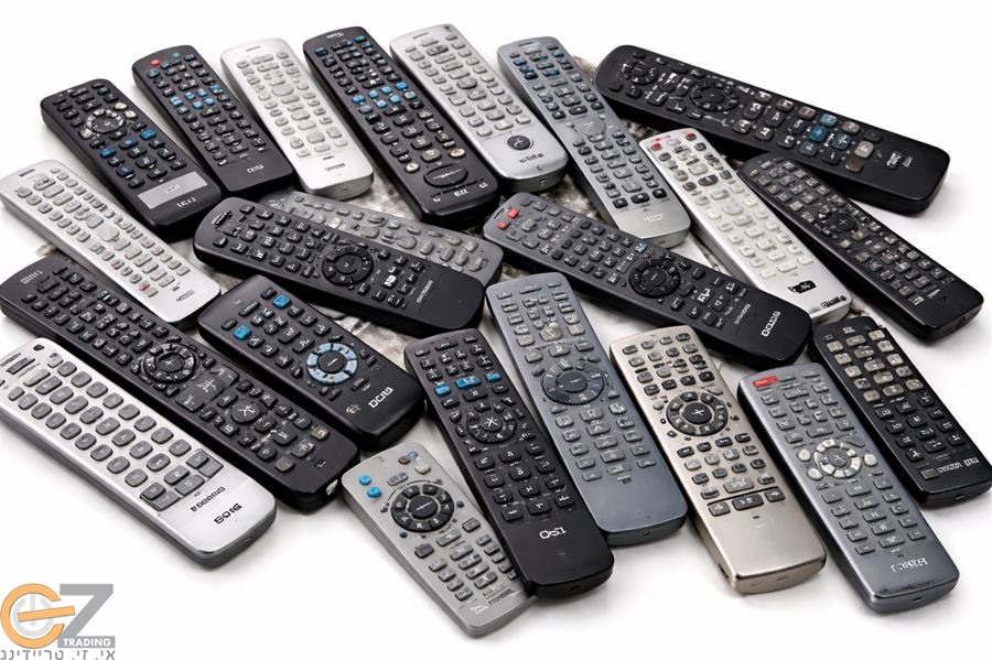 שלט מותאם אישית